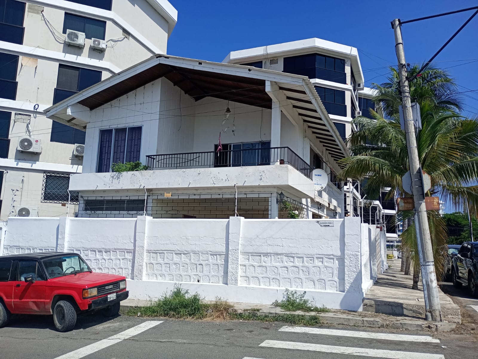 12efb263-f75c-4f40-b3da-91779c50f38e