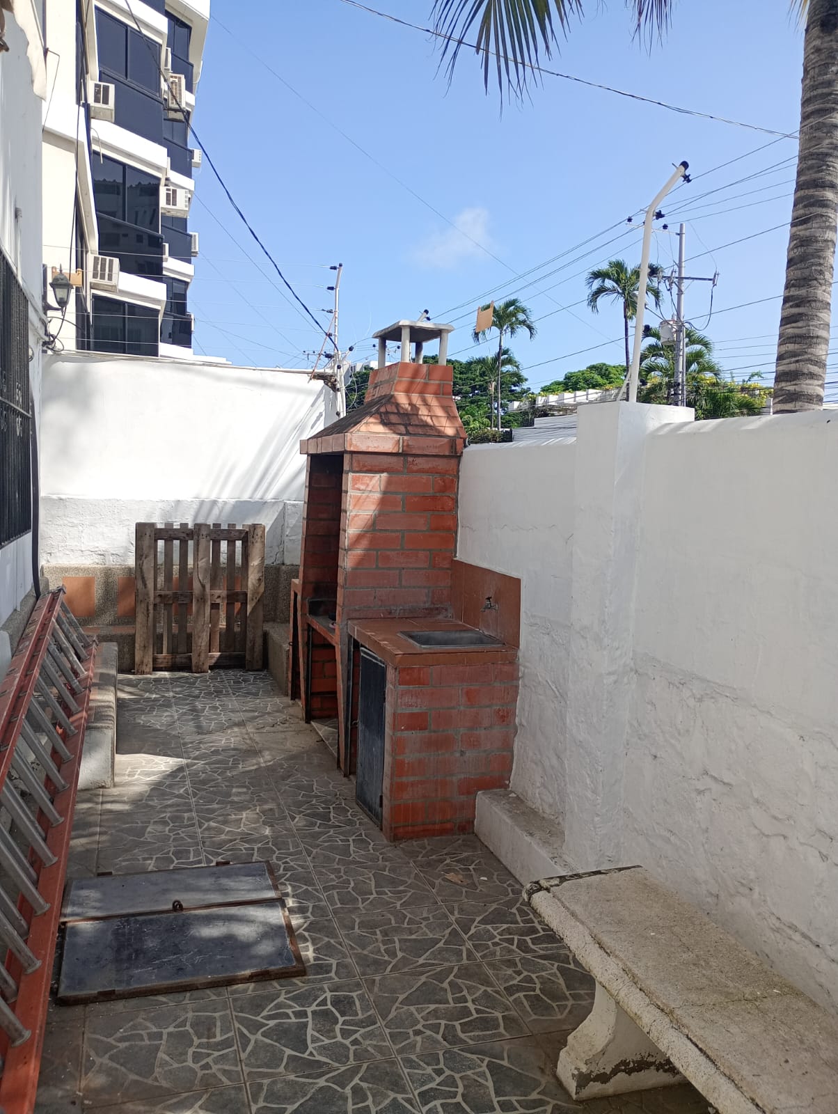 dfe107b9-2a2c-46ed-95a1-85dc07ae3474